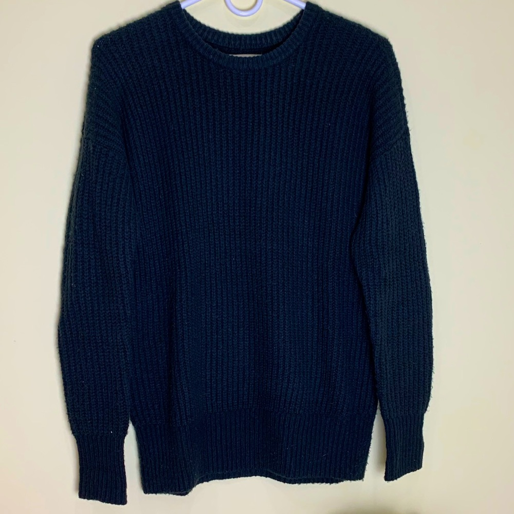 A&F thick rib knit sweater